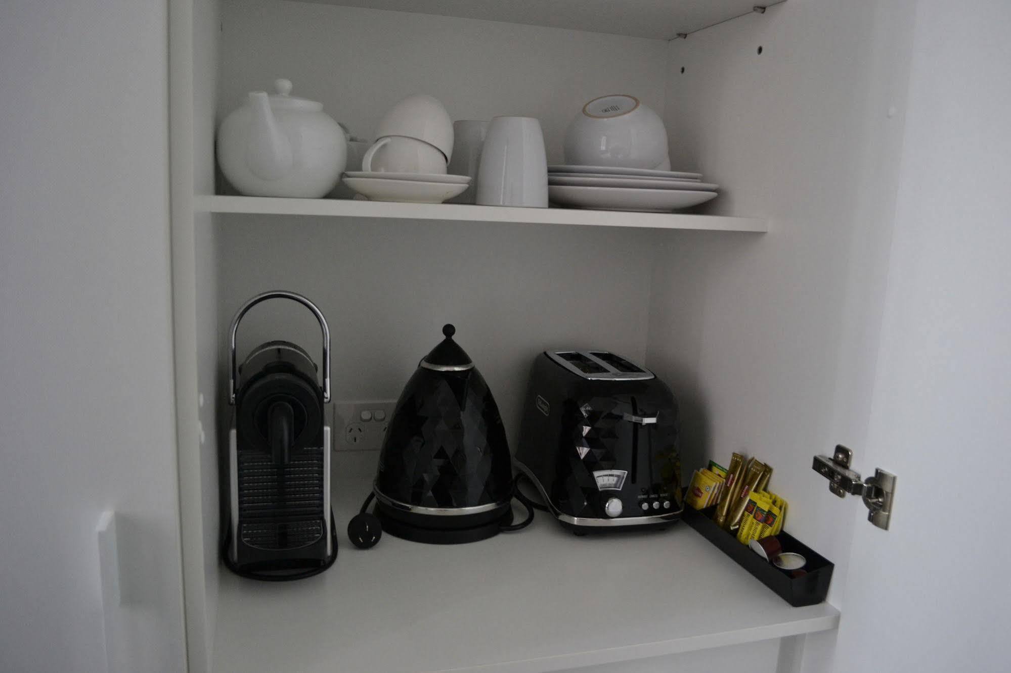 Devlin Apartments จีลอง ภายนอก รูปภาพ